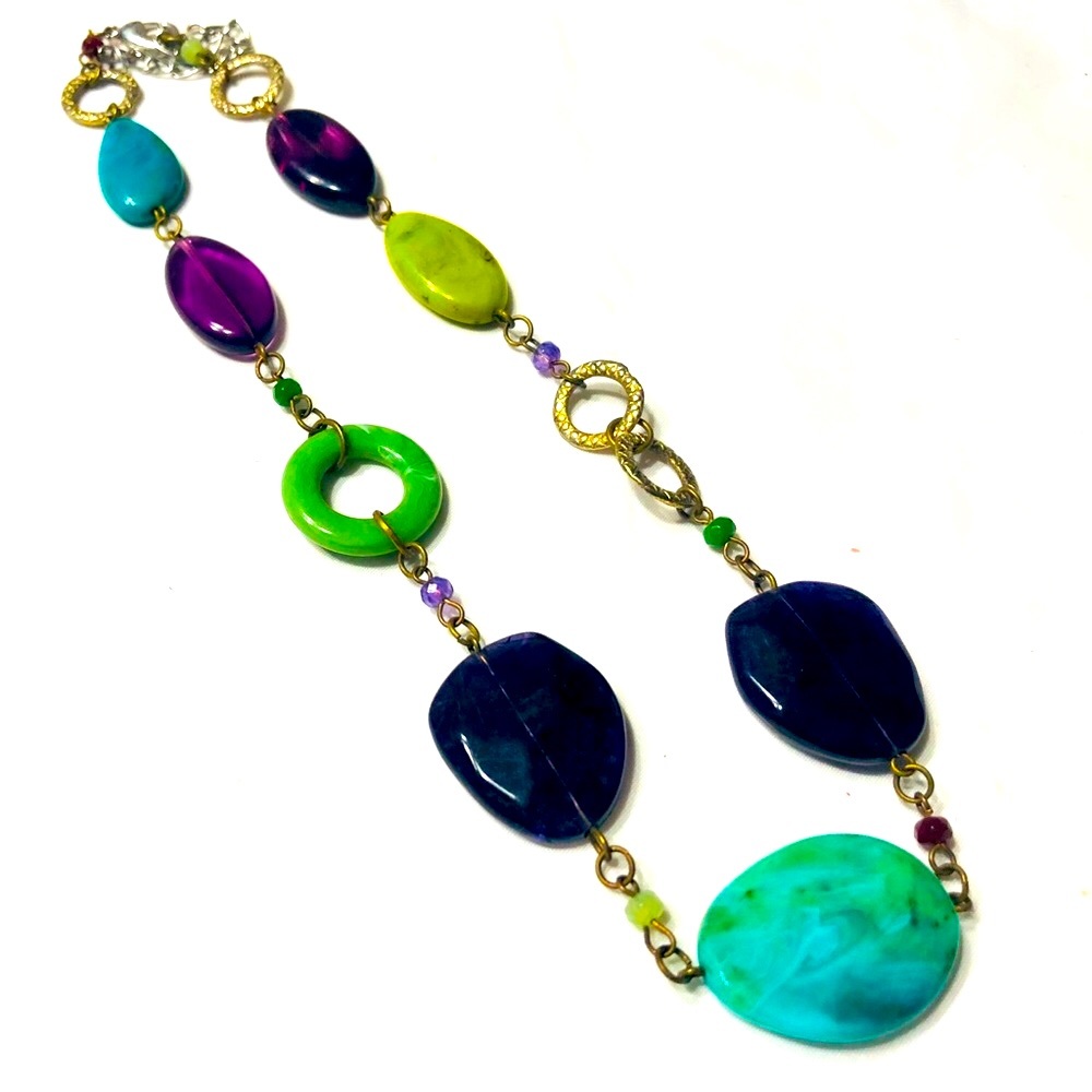 Chunky colorful beaded necklace